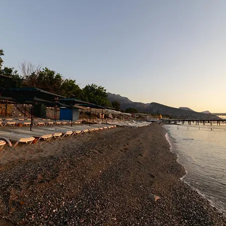 Otel Grand Derin